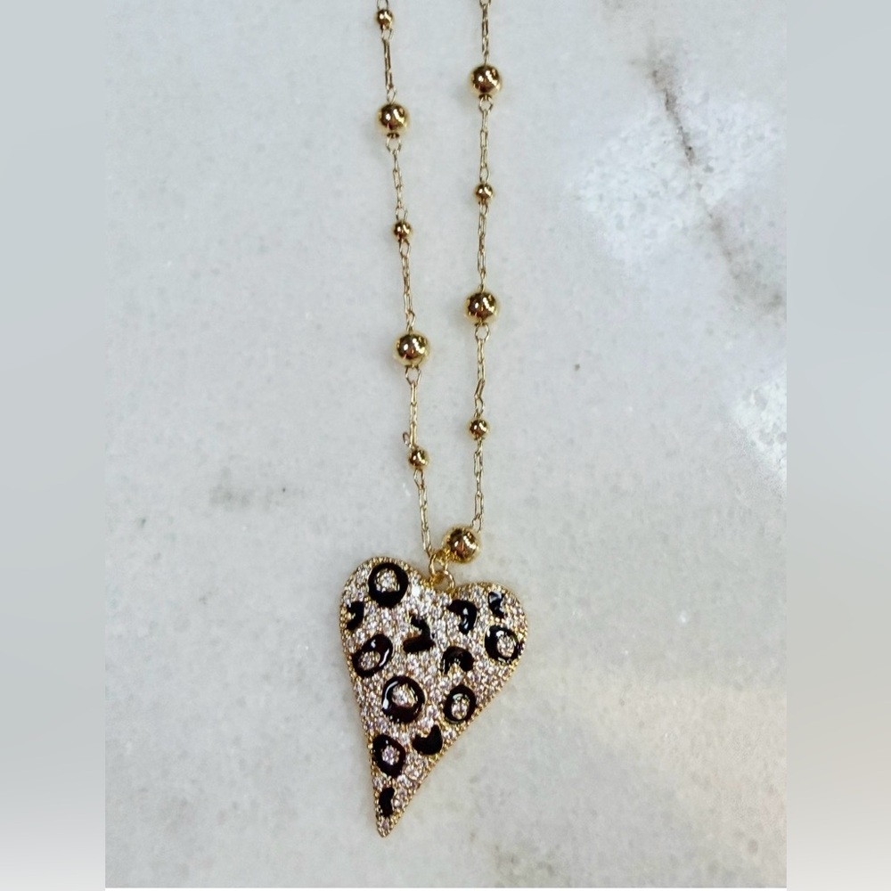 Wild at Heart Necklace - Modern Heart - Picture 3 of 6